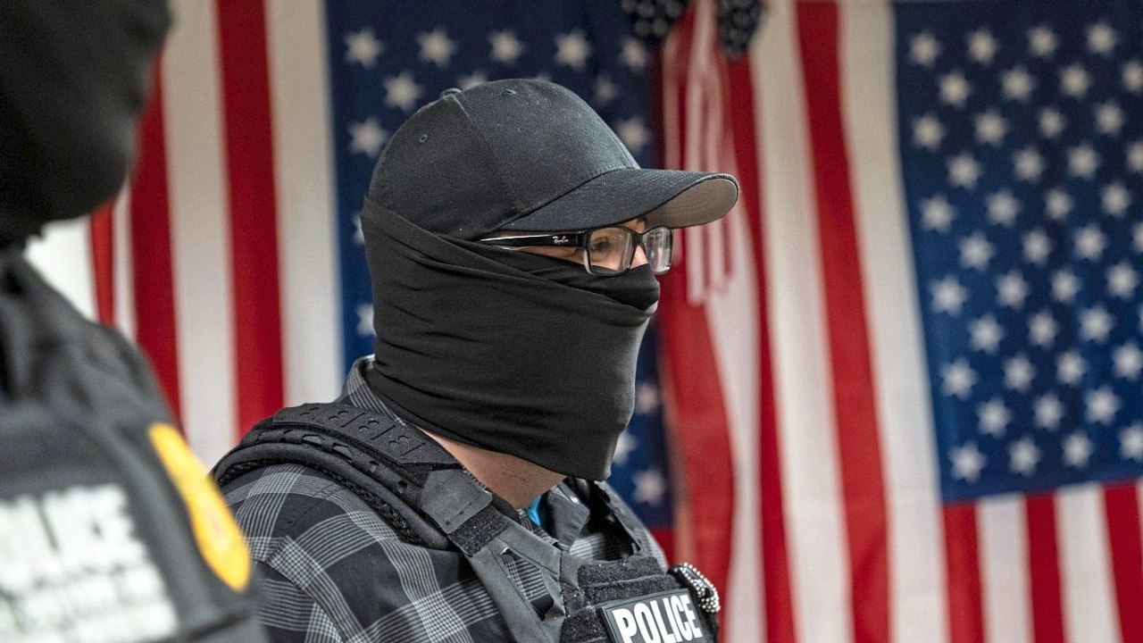 Racial Profiling erlaubt: Gericht stärkt ICE-Befugnisse in Los Angeles