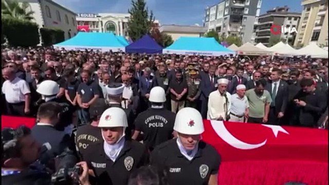 Şehit polisler dualar ile uğurlandı