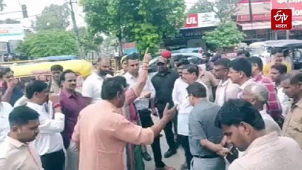 जलभराव को लेकर भड़कीं कानपुर मेयर; अफसर को खींचकर दिया धक्का, गुस्सा देख मौके से निकले ठेकेदार