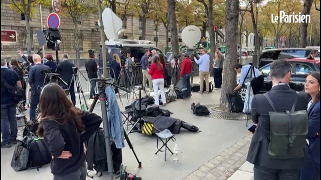 François Bayrou quitte l'Elysée après avoir remis sa démission à Emmanuel Macron
