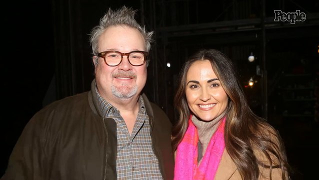 Modern Family Star Eric Stonestreet Marries Lindsay Schweitzer in Intimate Wedding at Their Kansas City Dream Home