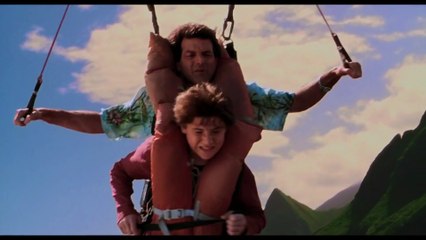 Jurassic Park 3 - paragliding onto the island