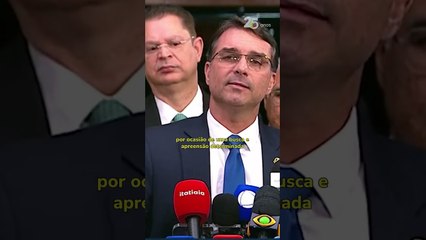 Flávio Bolsonaro diz que Moraes quer 'vingança' e acusa ministro de manipulação #shorts