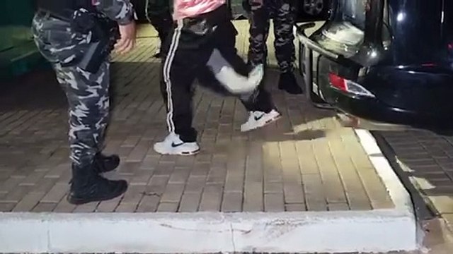 PM detém jovem com mandado de prisão em aberto e outro por desobediência