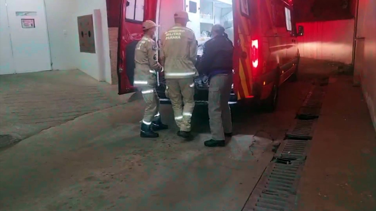 Piloto cai no Bairro Neva, sofre alguns ralados e é levado à UPA Tancredo Neves