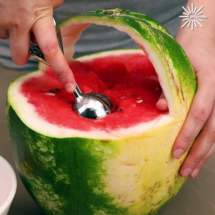 DIY watermelon basket for summer parties🍉