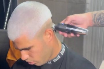 La nueva imagen de Alcaraz tras ganar el US Open: corte de pelo y tinte blanco