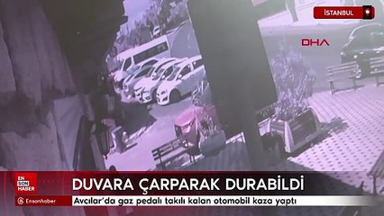 Avcılar'da gaz pedalı takılı kalan otomobil kaza yaptı