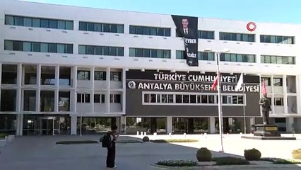 Antalya’da belediyeye yönelik yeni rüşvet operasyonu: 17 gözaltı