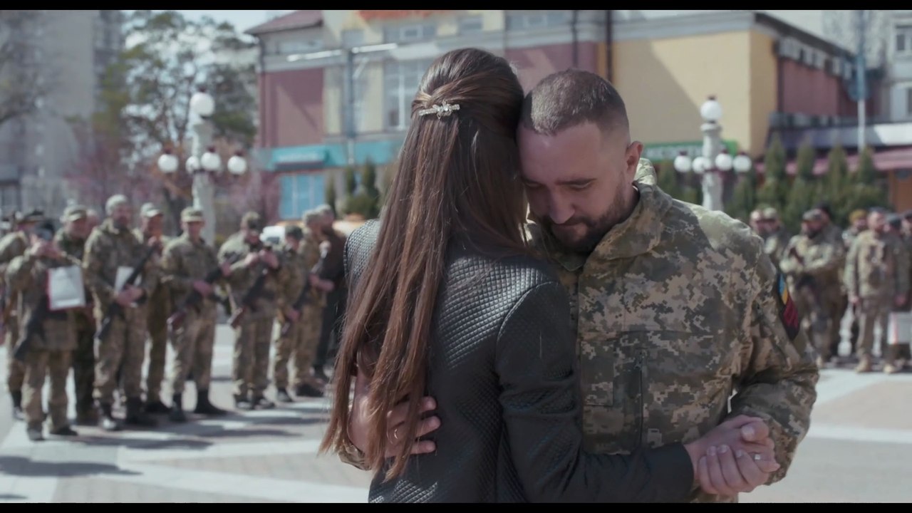 Splitter aus Licht - Trailer (Deutsche UT) HD