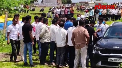 नर्तिकेच्या घराबाहेर स्वतःवर झाडली गोळी बीडच्या माजी उपसरपंचानं का संपवलं आयुष्य_1