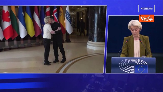 Von der Leyen: Ue solidale con Polonia , standing ovation a Strasburgo