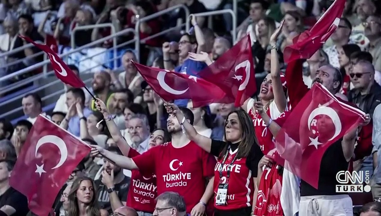 12 Dev Adam, EuroBasket 2025'te yarı finale yükseldi