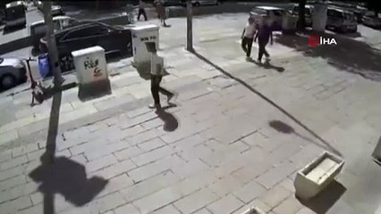 İçişleri Bakanı duyurdu! Ankara’da karşıdan karşıya geçen kadına tokat atan trafik zorbası yakalandı