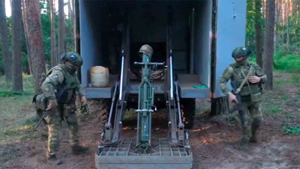 Ryssland presenterar 120 mm självgående granatkastare på GAZ-66 Shishiga