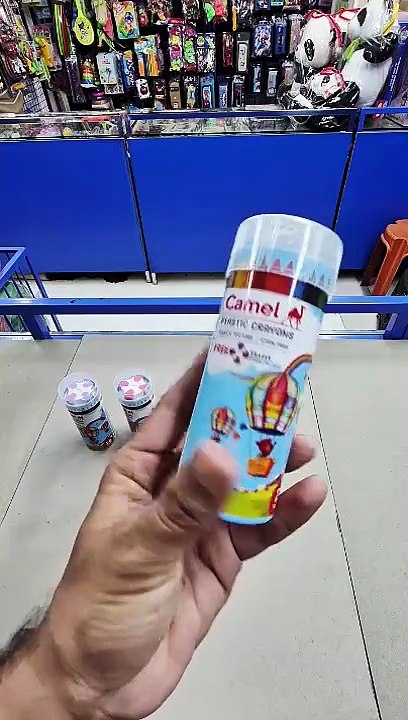 camlin plastic crayons 28 shades 100rs