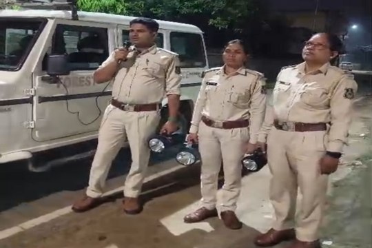 शहर में भालुओं का खौफ: शाम 6 से सुबह 6 बजे तक घर से बाहर न निकलने की चेतावनी