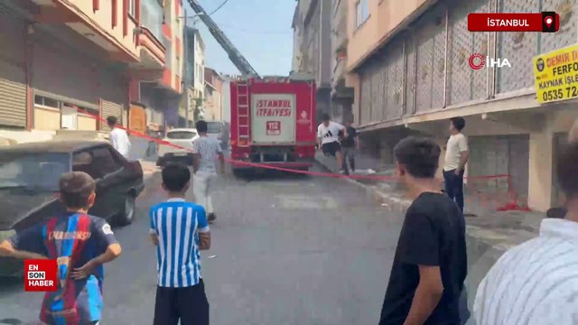 İstanbul Avcılar’da bir binanın çatısında çıkan yangın 3 binaya sıçradı