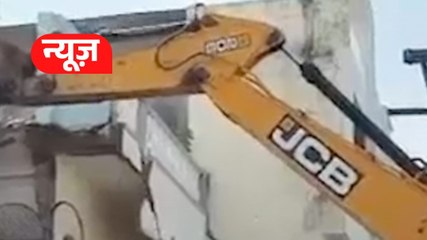 महाकाल मंदिर के पास चला सरकार का बुलडोजर