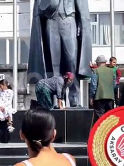 Kemalist bağnazlığın geldiği son nokta: Mustafa Kemal’e secde ettiler