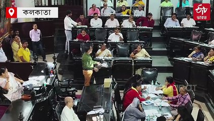 সাইনবোর্ডে বাংলায় লেখা বাধ্যতামূলক, কর্পোরেশনকে সমর্থন করেও ফিরহাদকে কটাক্ষ সজলের