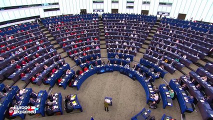 «Άνοιγμα» της Φον ντερ Λάιεν στο Κέντρο και την Αριστερά: Με το βλέμμα στις διεθνείς προκλήσεις η ομιλία της για την «Κατάσταση της Ένωσης»