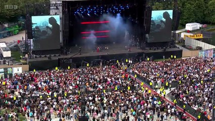 I Think I'm Paranoid - Garbage (live)
