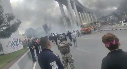 Tres muertos y decenas de heridos al explotar un camión que transportaba gas en Ciudad de México