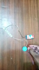 LED bulb 💡 lighting in water with 9 volt battery 🔋