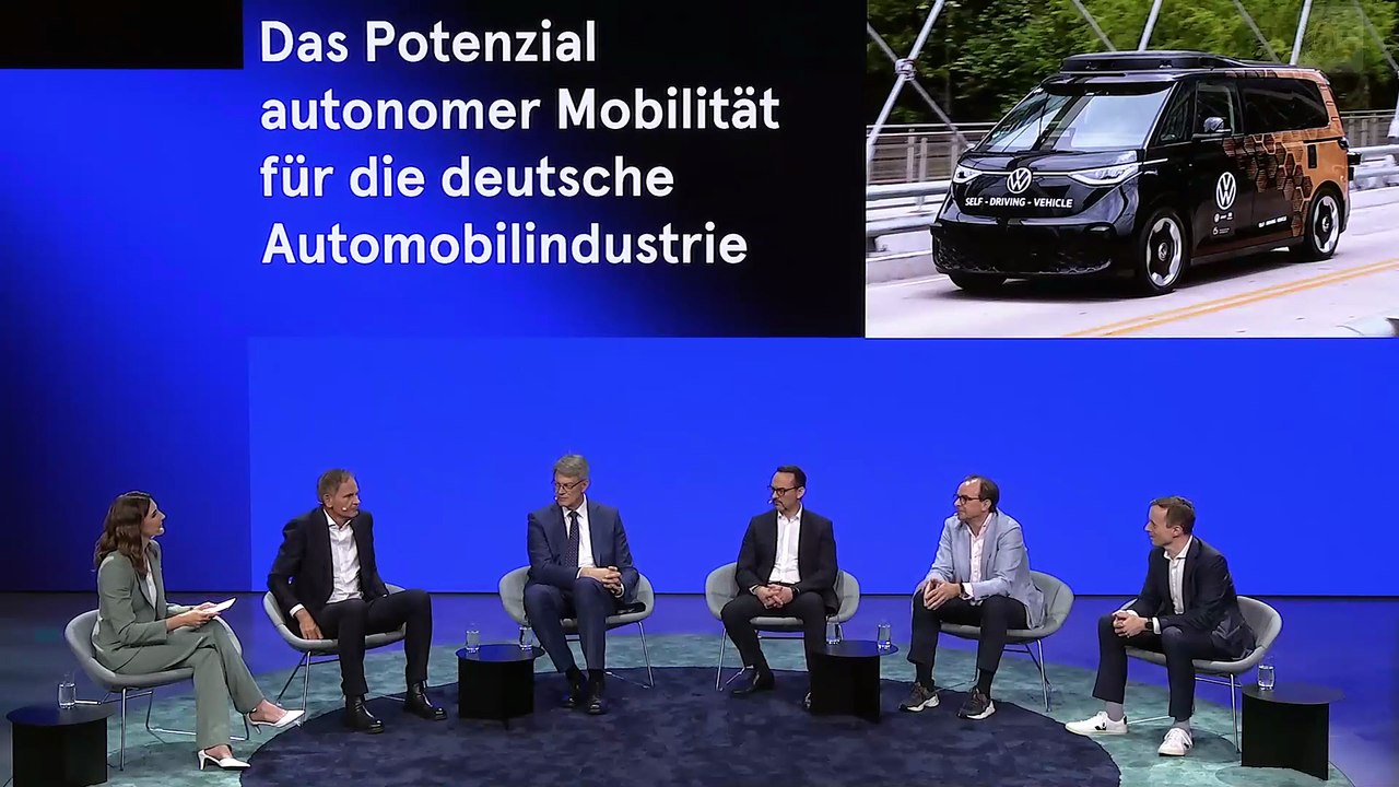 IAA 2025: Autonomes Fahren mit MOIA, Volkswagen, BVG & Politik – Panel Talk mit Sarah Elser & Sascha Meyer