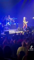 Couple kiss at The Offspring Concert, very cute