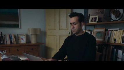 Mit Liebe und Chansons Trailer DF