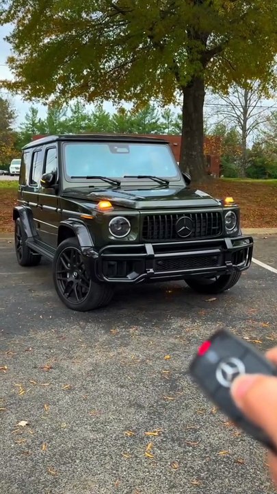 Vicente Author G-WAGON ASMR Listen to the sound of this real earth #gwagon mercedes #cars #Men Dream #Car Look #Viral #Fyp