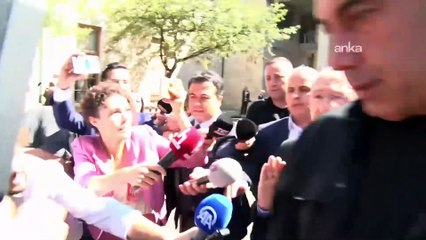 Kemal Kılıçdaroğlu, muhabirlerin sorularına cevap vermedi.