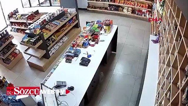 Merkez üssü Ankara Kalecik olan deprem anı güvenlik kameralarına yansıdı