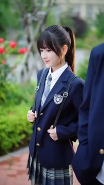 (6) The end of the book Secret Love by Xu Ze. She waited silently for many years but dared not confess her feelings. Her most daring move was to write an anonymous letter when he was at his lowest point. However, she did not expect that the man would ta