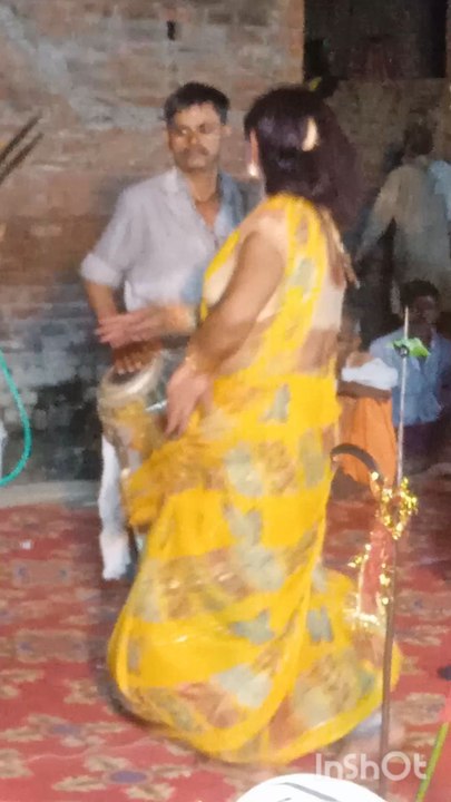 मोय काऊ रडुआ की नजर लगै //