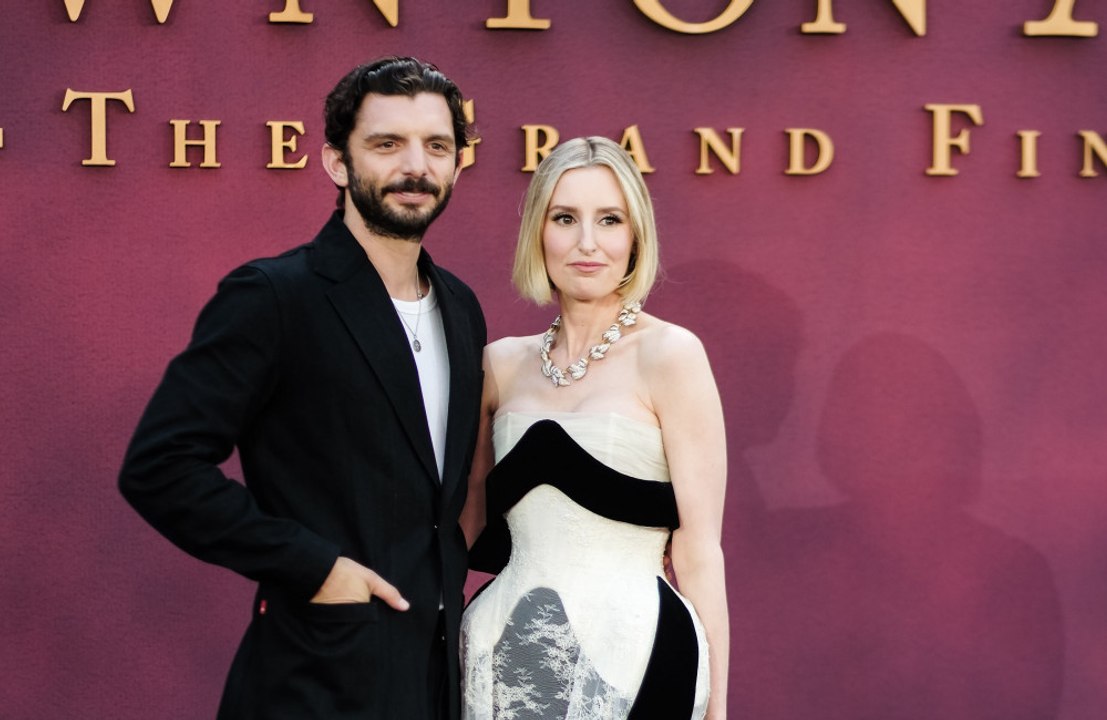 Laura Carmichael und Michael C. Fox haben geheiratet