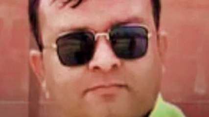 UP के अधिकारी ने लगाई फांसी