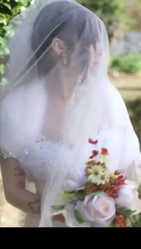 Me casé como novia sustituta en Español