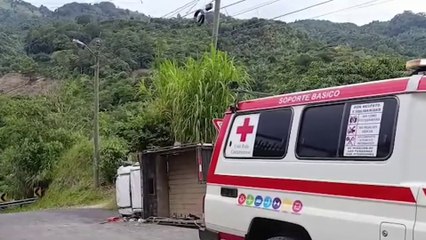 tn7-14 heridos tras caída de carro a guindo en León Cortés-110925