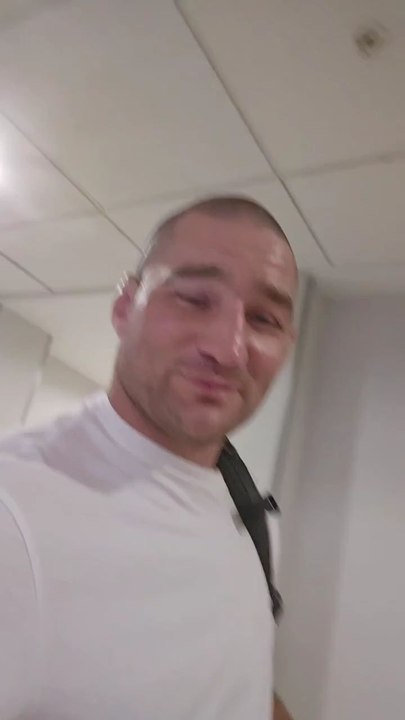 In a fiery encounter, Sean Strickland did not hold back his feelings about Derek Moneyberg, labeling him a "scumbag" during their intense face-to-face interaction. The showdown has left fans buzzing! What are your thoughts on this clash? #SeanStrickland