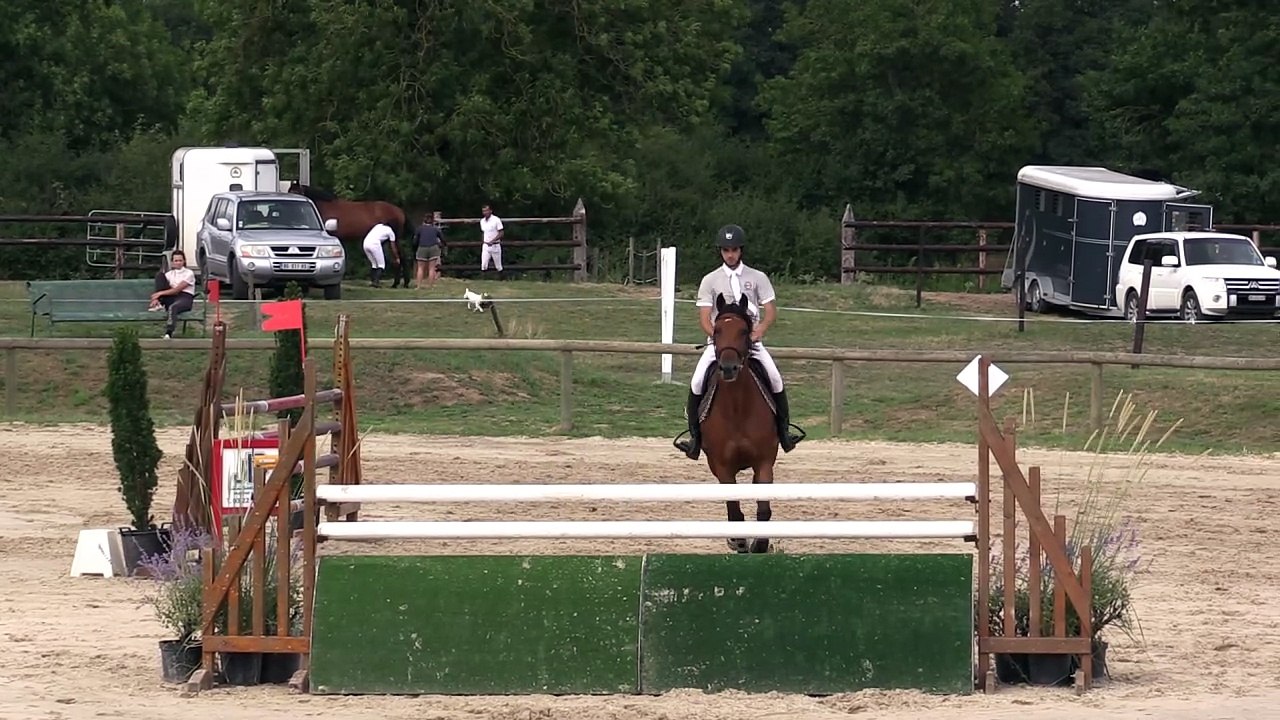 ILE BRAGARD 30-07-2017 Amateur 1 Grand Prix (1,20 m) 31