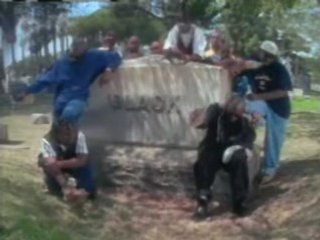 [MTV] 2Pac - Pour Out A Little Liquor