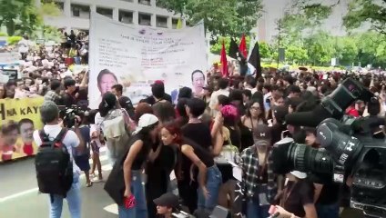 Studierende der Universität der Philippinen protestieren gegen Budgetkürzungen