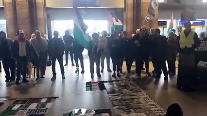 معرض صور واعتصام دعما لغزة