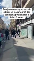 Lors des manifestations du 10 septembre, des jeunes masqués ont vandalisé un Carrefour à Saint-Etienne 