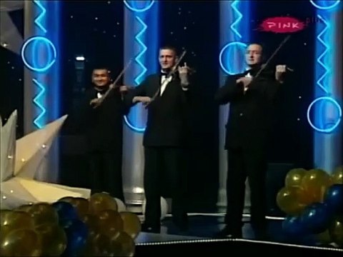 Ceca - Ciganine, ti sto sviras - Novogodisnji show - (TV Pink 2007)