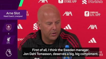 Slot to ease 'best striker in the world' Isak into Liverpool team