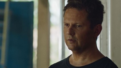 Enterre Seus Mortos Trailer Oficial